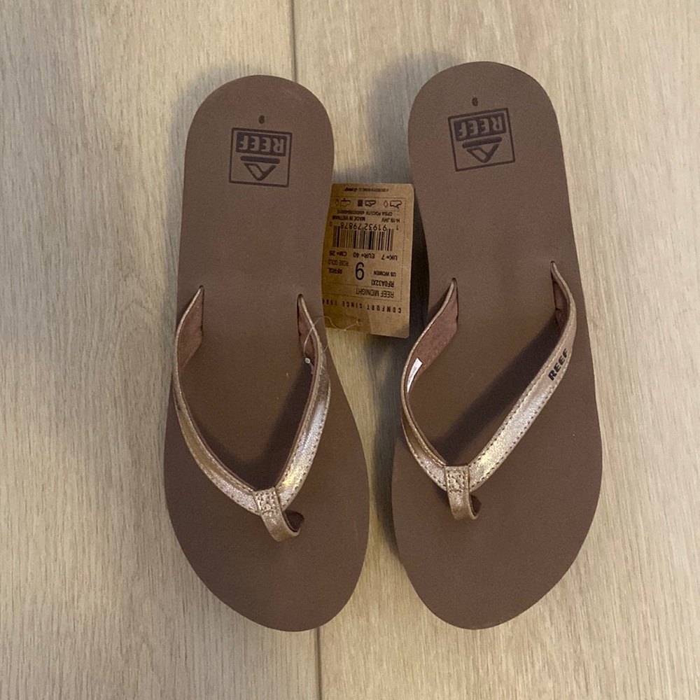 Reef shoes